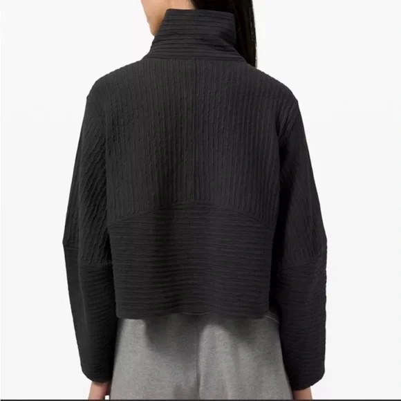 Lululemon Textured Cropped Jacket - Picture 7 of 12